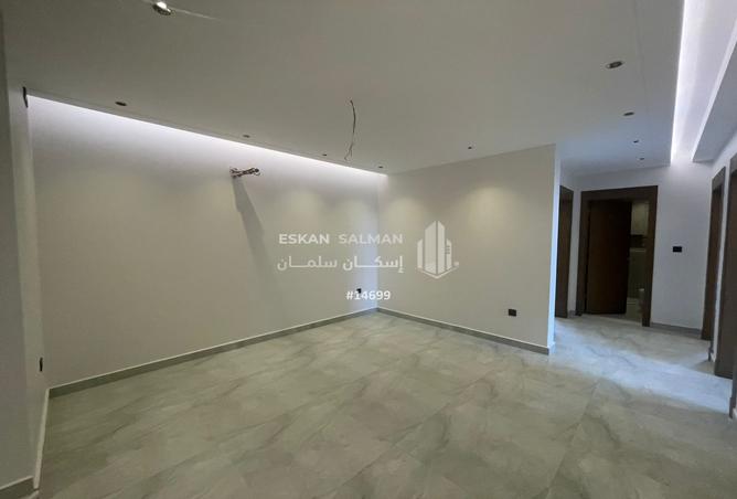 253733 - Property Image 2