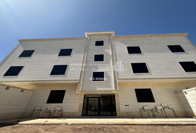 252073 - Property Image 2