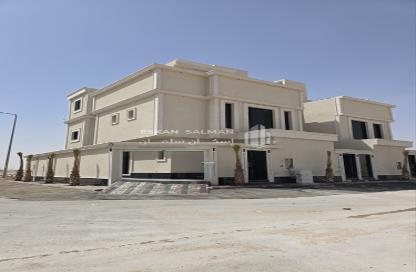 شقة - 8 غرف نوم - 4 حمامات للبيع في الجنادرية - الرياض - الرياض