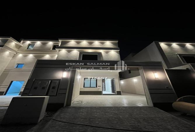 256711 - Property Image 2