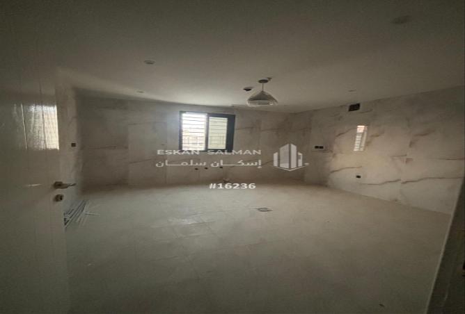 256243 - Property Image 3