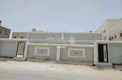 طابق كامل - 6 غرف نوم - 4 حمامات للبيع في الرياض - جدة - مكة المكرمة