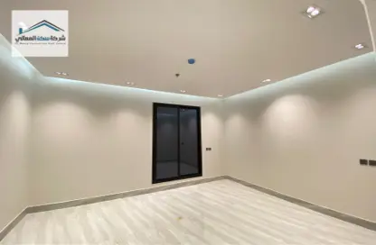 Apartment - 3 Bedrooms - 3 Bathrooms for sale in Al Munsiyah - East Riyadh - Ar Riyadh