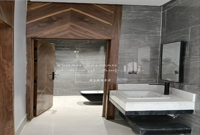 256878 - Property Image 3