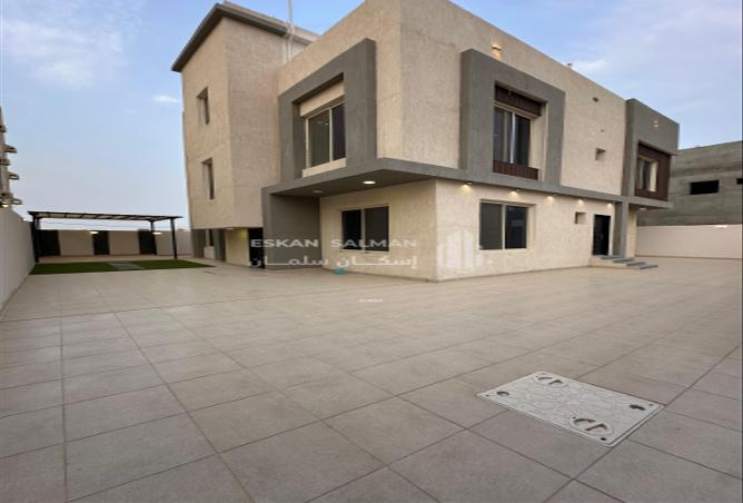 253067 - Property Image 2