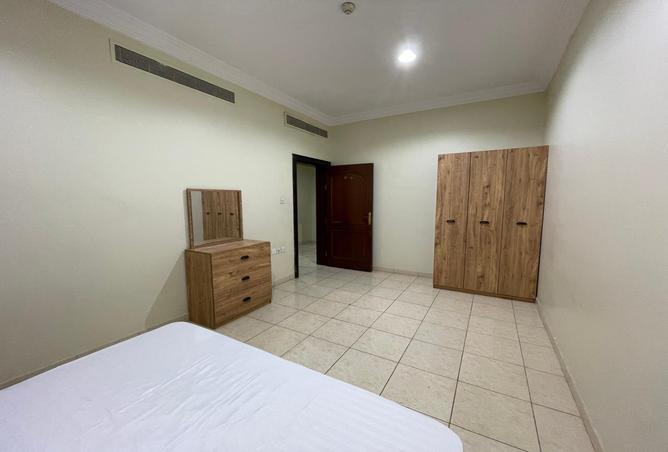 258063 - Property Image 2