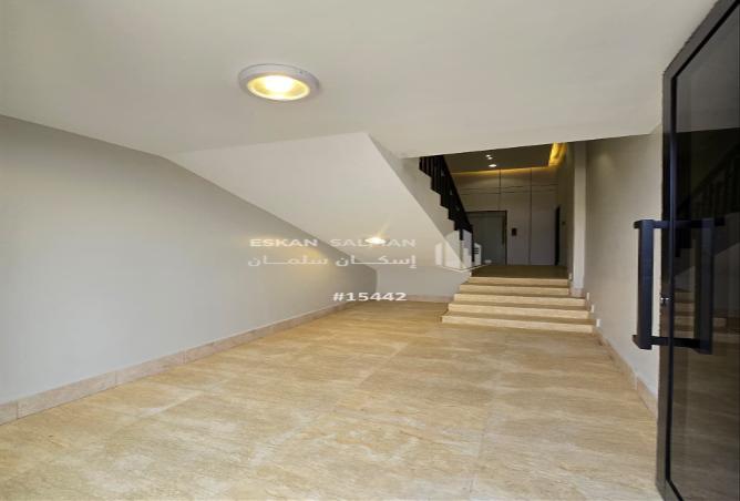 254679 - Property Image 2