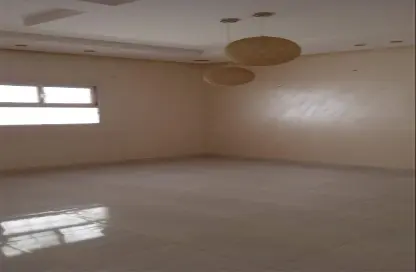 شقة - 4 غرف نوم - 3 حمامات للايجار في اليرموك - الرياض - الرياض
