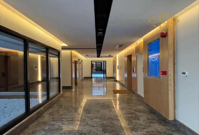 258305 - Property Image 2