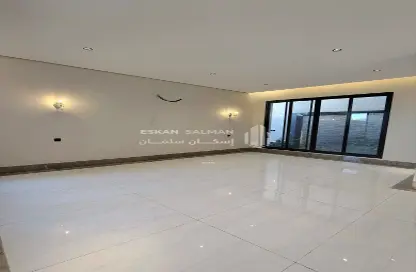 شقة - 8 غرف نوم - 5 حمامات للبيع في الجنادرية - الرياض - الرياض