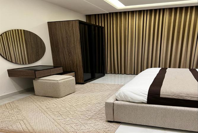 255212 - Property Image 3