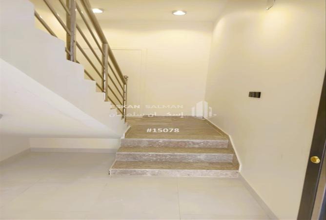 254129 - Property Image 2