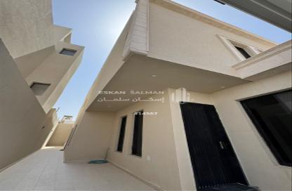فيلا - 8 غرف نوم - 8 حمامات للبيع في الجنادرية - الرياض - الرياض