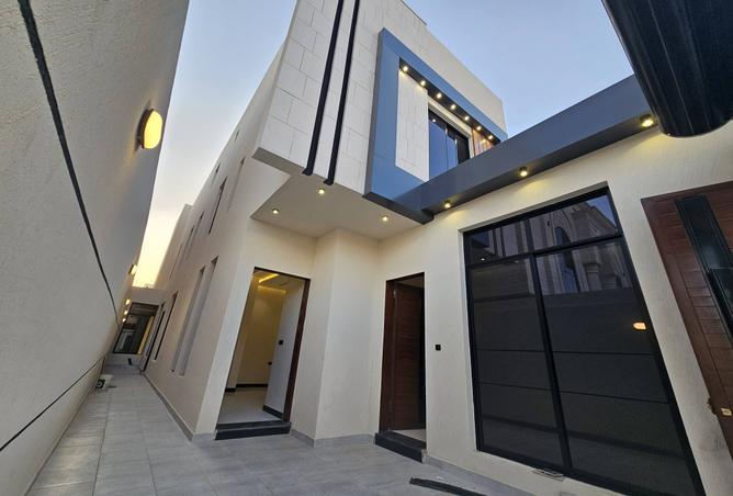 254919 - Property Image 2