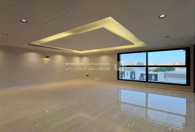 256358 - Property Image 2
