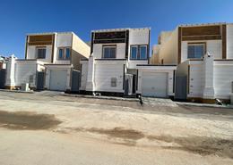 فيلا - 5 غرف نوم - 7 حمامات for للبيع in حي الرمال - شرق الرياض - الرياض