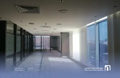 مكتب - استوديو - 4 حمامات للايجار في اليرموك - الخبر - الشرقية