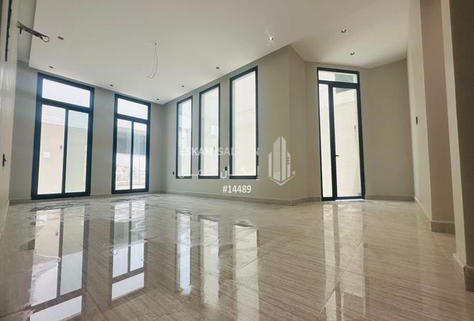 253412 - Property Image 2