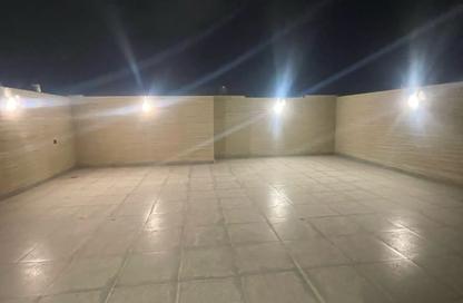طابق كامل - 4 غرف نوم - 6 حمامات للبيع في المونسية - الرياض - الرياض