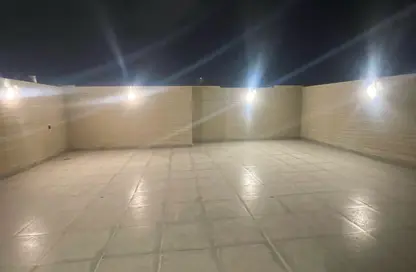 Full Floor - 4 Bedrooms - 6 Bathrooms for sale in Al Munisiyah - Riyadh - Ar Riyadh