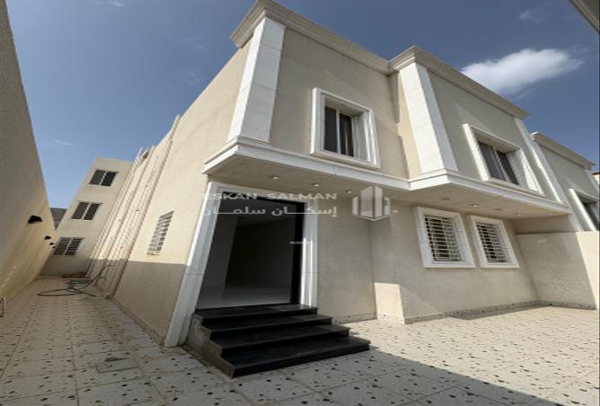 254481 - Property Image 2