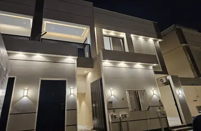 Apartment - 3 Bedrooms - 3 Bathrooms for sale in Al Nadwah - Riyadh - Ar Riyadh