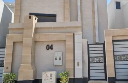 فيلا - 4 غرف نوم - 5 حمامات للايجار في الرمال - الرياض - الرياض