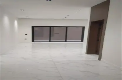 Apartment - 4 Bedrooms for sale in Al Munisiyah - Riyadh - Ar Riyadh