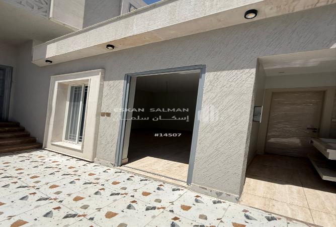 253822 - Property Image 3