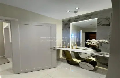 Apartment - 5 Bedrooms - 3 Bathrooms for sale in Shuran - Madinah - Al Madinah Al Munawwarah