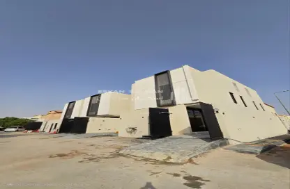 Apartment - 5 Bedrooms - 3 Bathrooms for sale in King Faisal - Riyadh - Ar Riyadh