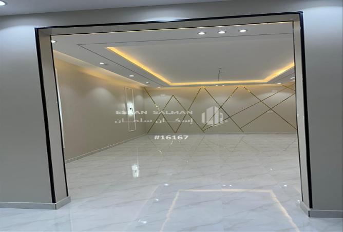 256229 - Property Image 3