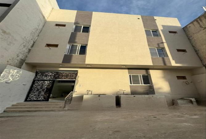 Apartment - 4 Bedrooms - 3 Bathrooms for sale in Nakhb - At Taif - Makkah Al Mukarramah