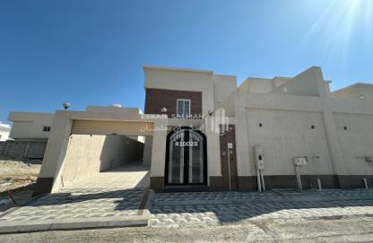 Villa - 7+ Bedrooms - 6 Bathrooms for sale in Al Amwaj - Al Khubar - Eastern