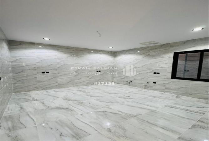 257291 - Property Image 2