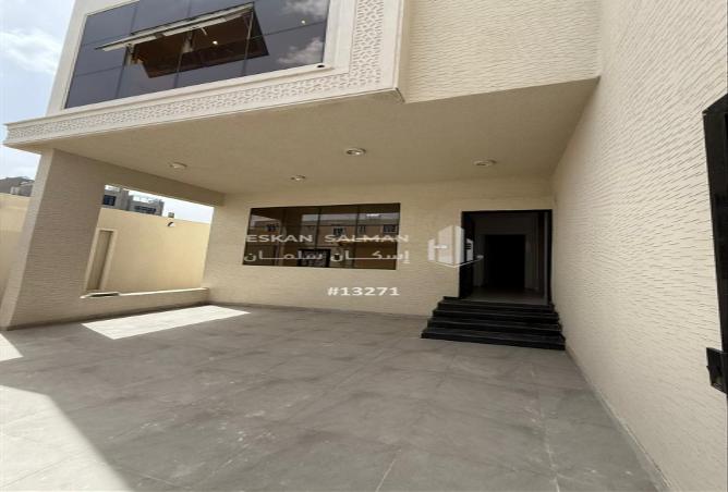 251083 - Property Image 2