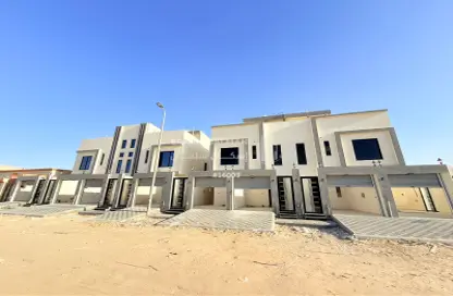 طابق كامل - 5 غرف نوم - 3 حمامات للبيع في ضاحية الملك فهد - الدمام - الشرقية