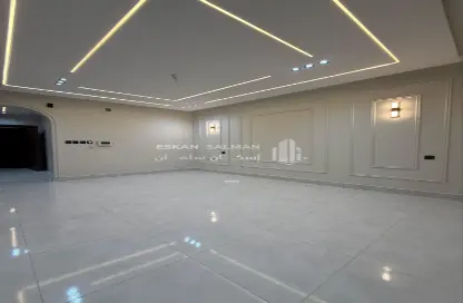 Apartment - 5 Bedrooms - 4 Bathrooms for sale in Mraykh - Jeddah - Makkah Al Mukarramah