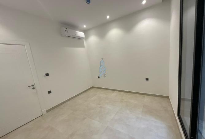 253158 - Property Image 3