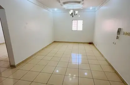 شقة - 3 غرف نوم - 2 حمامات للايجار في المونسية - الرياض - الرياض