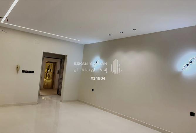 253940 - Property Image 3