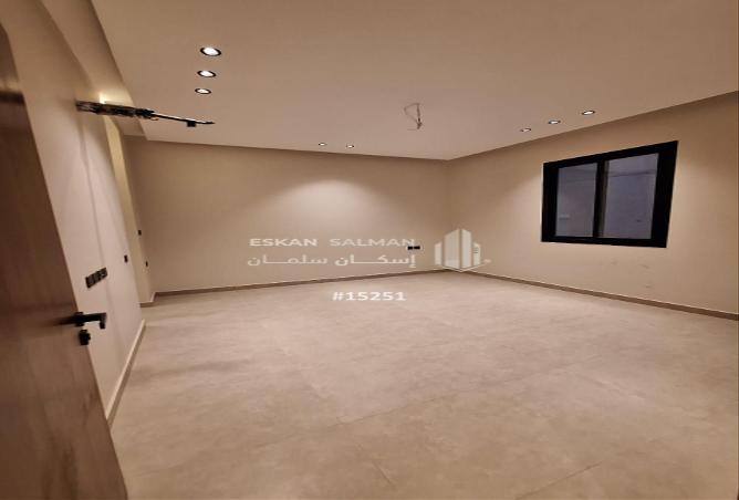 254369 - Property Image 3
