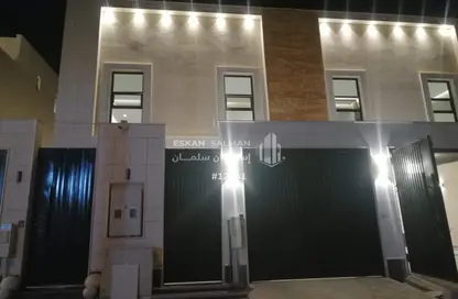 Apartment - 5 Bedrooms - 5 Bathrooms for sale in Al Janadriyah - Riyadh - Ar Riyadh