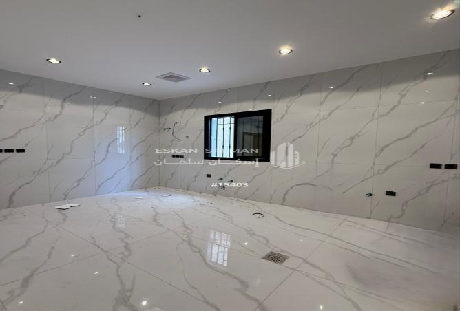 254604 - Property Image 3
