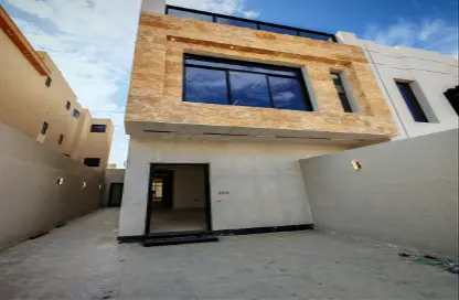 Villa - 6 Bedrooms - 5 Bathrooms for sale in An Nahdah - Riyadh - Ar Riyadh