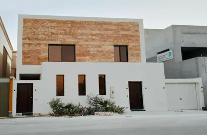 فيلا - 2 غرف نوم - 6 حمامات للبيع في المهدية - الرياض - الرياض