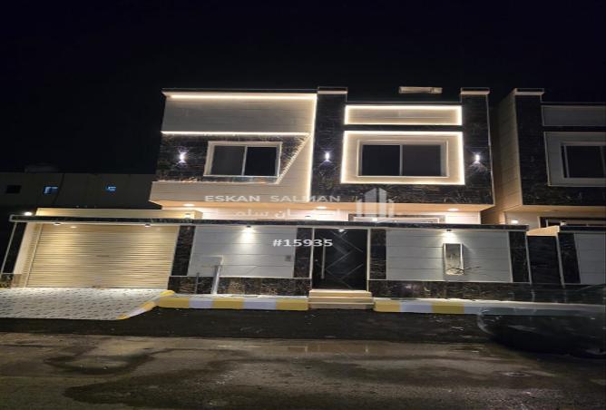 255726 - Property Image 2