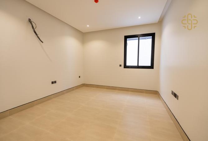 258302 - Property Image 3