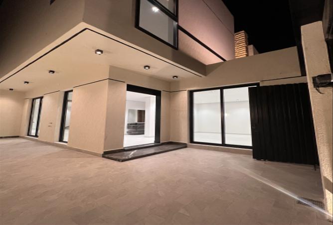 256897 - Property Image 3