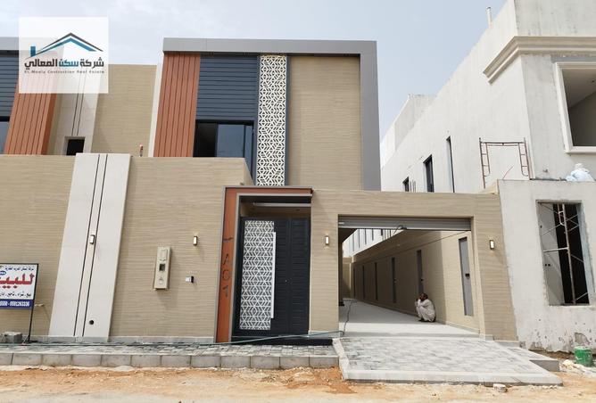 Duplex - 5 Bedrooms - 6 Bathrooms for sale in Qurtubah - East Riyadh - Ar Riyadh